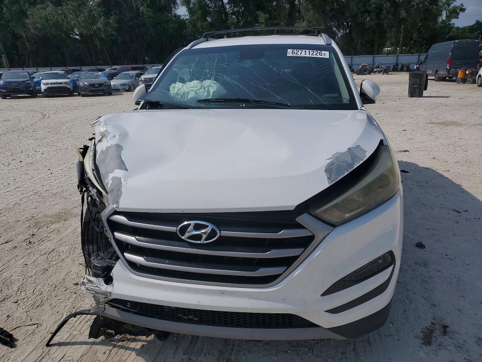 Продажа на аукционе авто 2017 Hyundai Tucson, vin: KM8J33A21HU576175, номер лота: 62711226