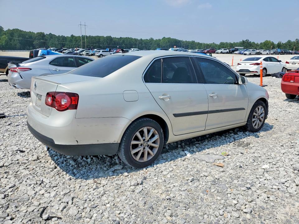 2010 Volkswagen Jetta მანქანა იყიდება აუქციონზე, vin: 3VWRX7AJ6AM058354, აუქციონის ნომერი: 62899466
