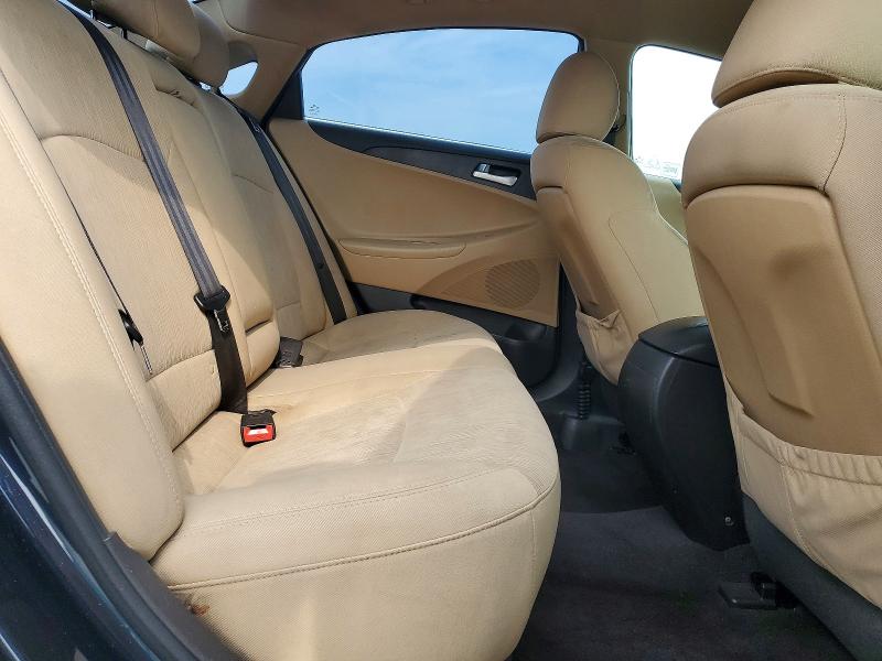 62113906 :رقم المزاد ، 5NPEB4AC7CH451742 vin ، 2012 Hyundai Sonata مزاد بيع