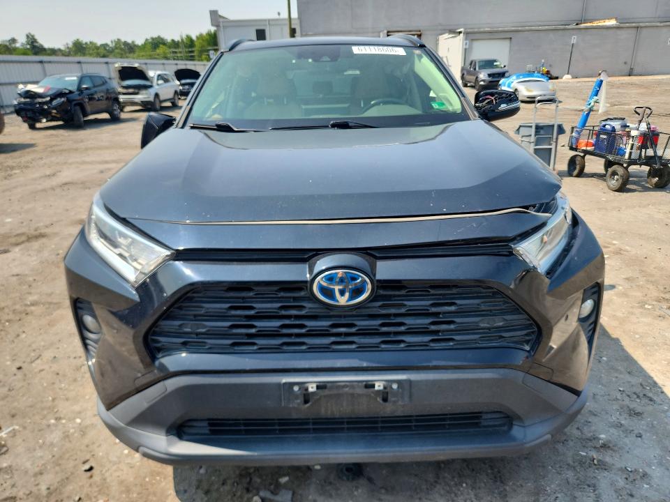 2021 Toyota Rav4 Hybrid მანქანა იყიდება აუქციონზე, vin: JTMB6RFV3MD041073, აუქციონის ნომერი: 61118606
