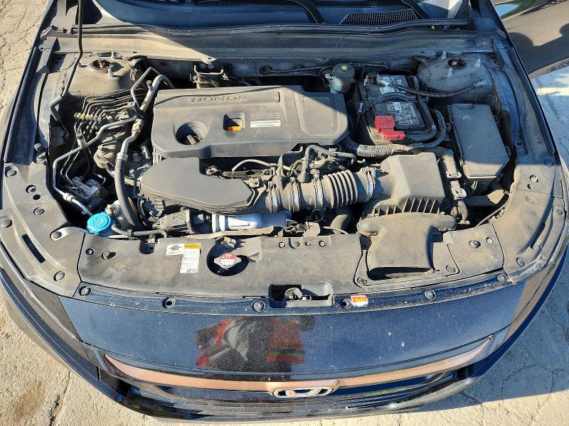 61396916 :رقم المزاد ، 1HGCV2F34JA047282 vin ، 2018 Honda Accord مزاد بيع
