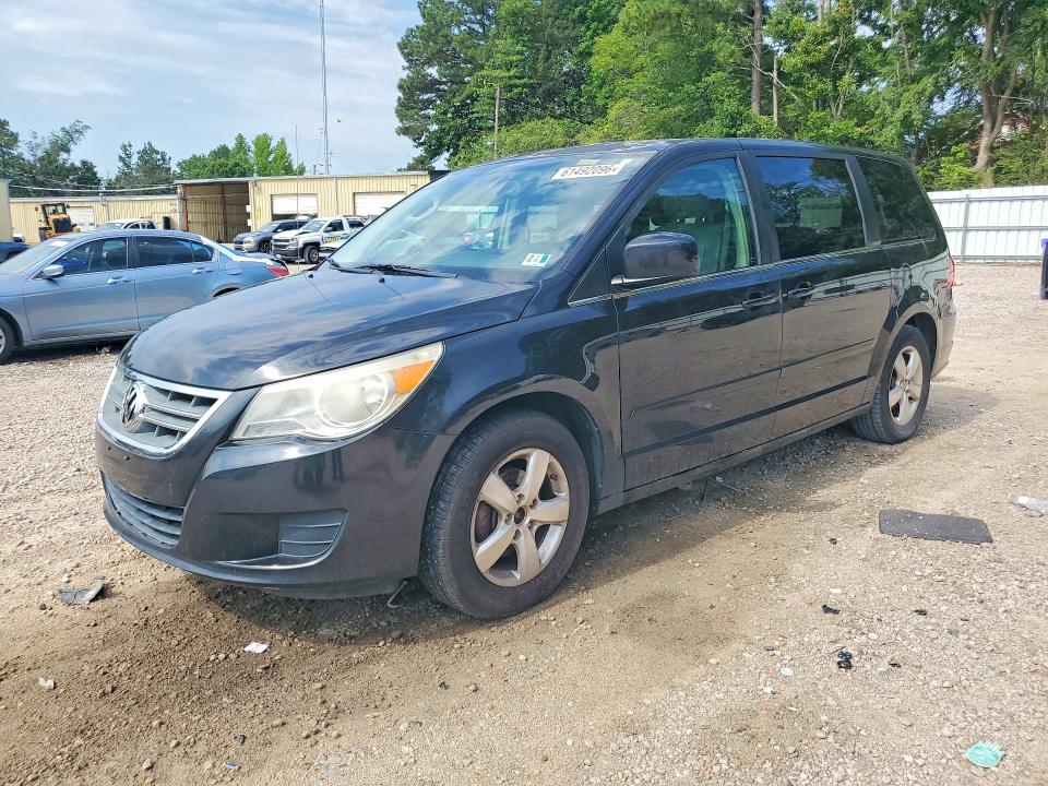 Auction sale of the 2010 Volkswagen Routan, vin: 2V4RW3D1XAR280260, lot number: 61492096