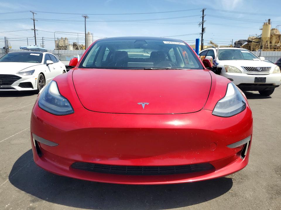 62491926 :رقم المزاد ، 5YJ3E1EB5MF089859 vin ، 2021 Tesla Model 3 مزاد بيع