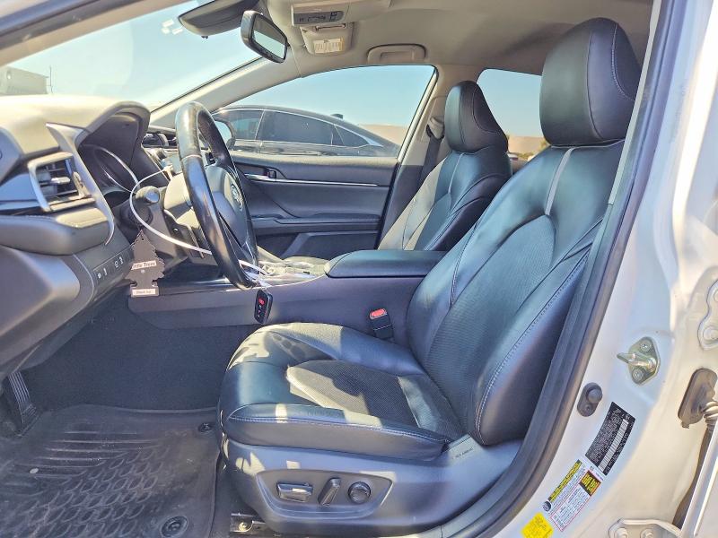 62688646 :رقم المزاد ، 4T1K61AK1LU914134 vin ، 2020 Toyota Camry مزاد بيع