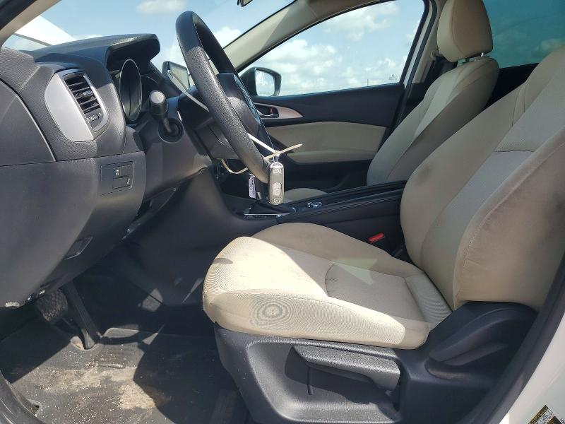 61067426 :رقم المزاد ، 3MZBN1K71HM102844 vin ، 2017 Mazda 3 مزاد بيع