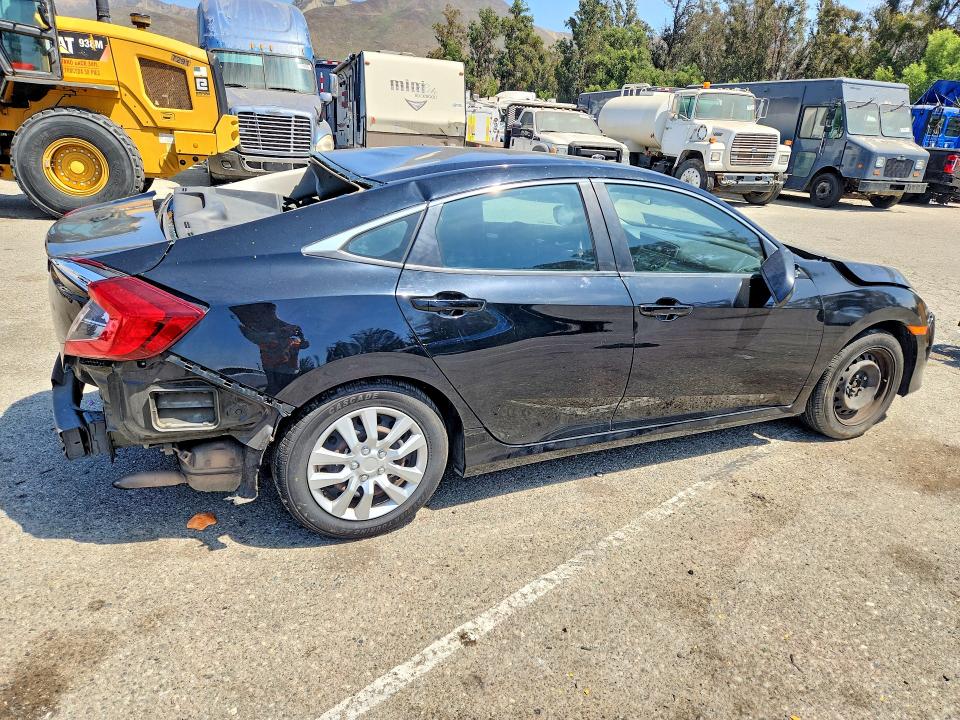 60776226 :رقم المزاد ، 19XFC2F52GE243133 vin ، 2016 Honda Civic مزاد بيع