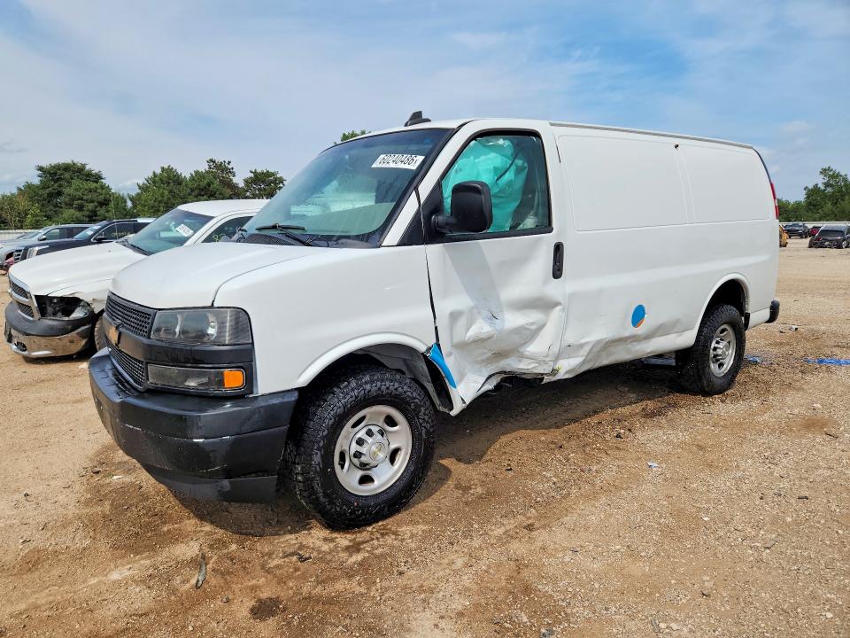 2022 Chevrolet Express G2500 მანქანა იყიდება აუქციონზე, vin: 1GCWGAFP5N1282346, აუქციონის ნომერი: 60240486