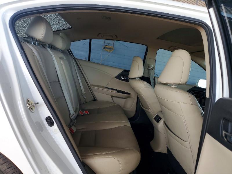 2015 Honda Accord მანქანა იყიდება აუქციონზე, vin: 1HGCR2F81FA155530, აუქციონის ნომერი: 61176716