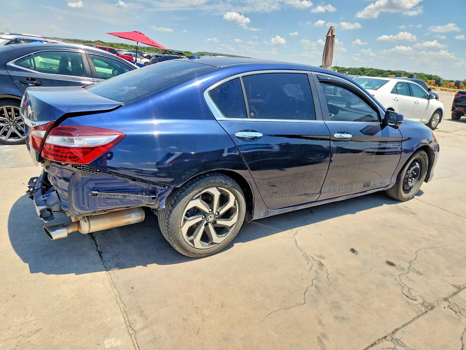 2017 Honda Accord მანქანა იყიდება აუქციონზე, vin: 1HGCR2F72HA296634, აუქციონის ნომერი: 59777316