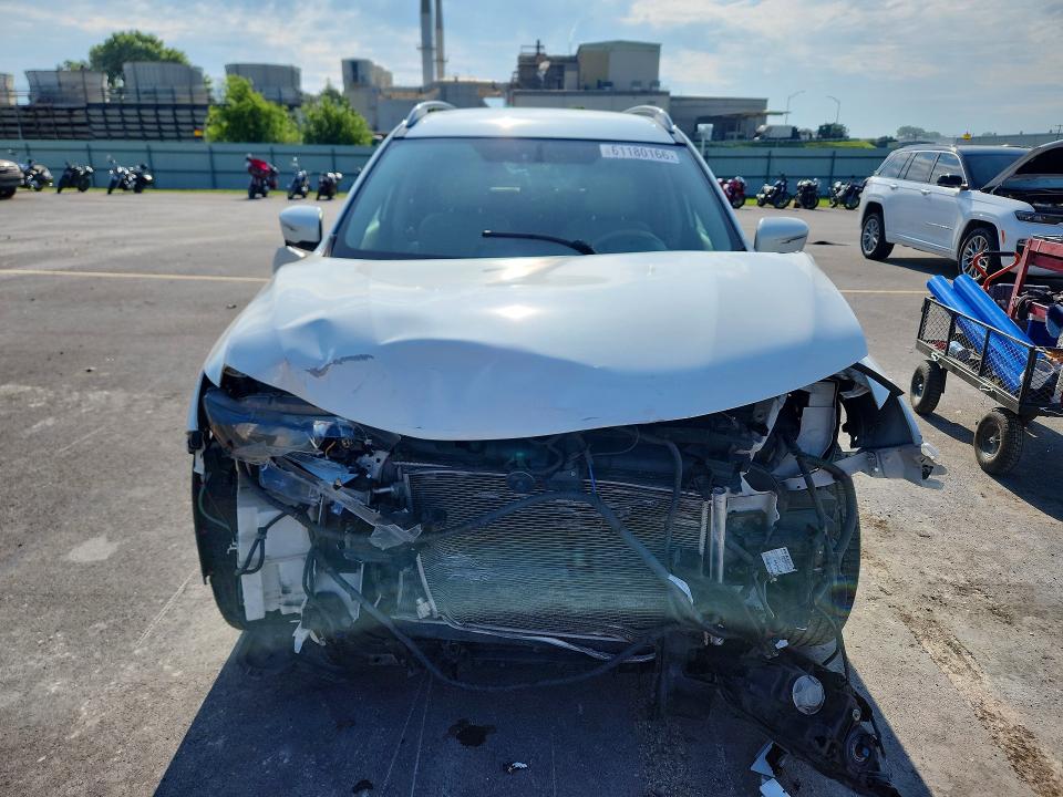 Продажа на аукционе авто 2015 Nissan Rogue, vin: 5N1AT2MTXFC860261, номер лота: 61180166