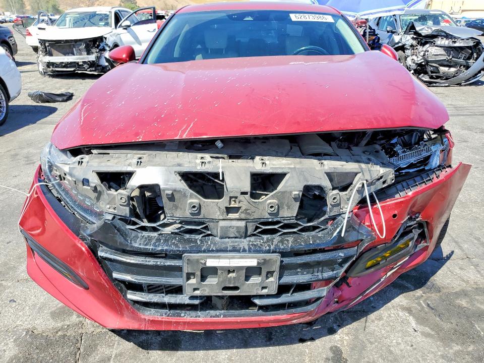 Продаж на аукціоні авто 2018 Honda Accord, vin: 1HGCV1F95JA011101, номер лоту: 62873986