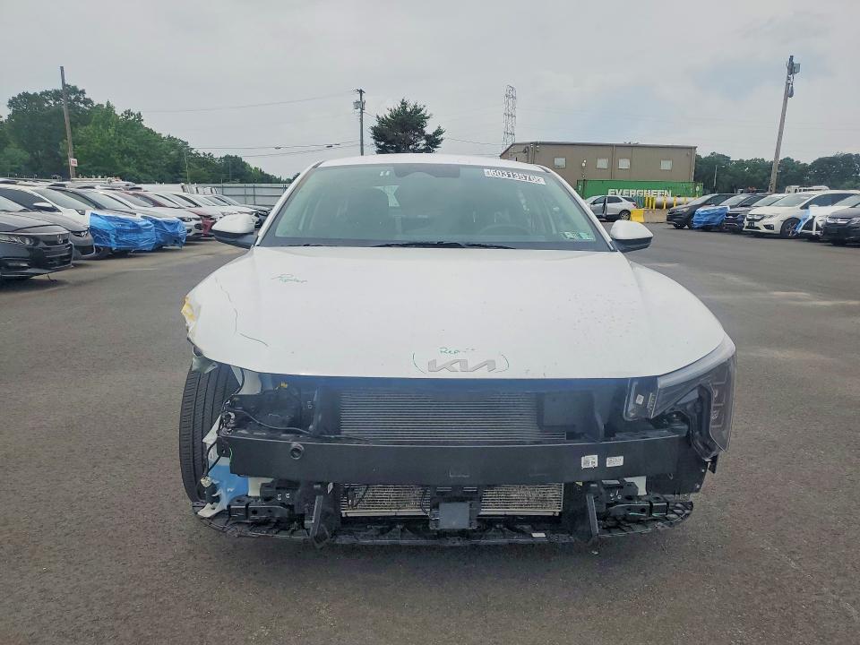 60313576 :رقم المزاد ، 3KPFT4DE7TE256081 vin ، 2026 Kia K4 مزاد بيع