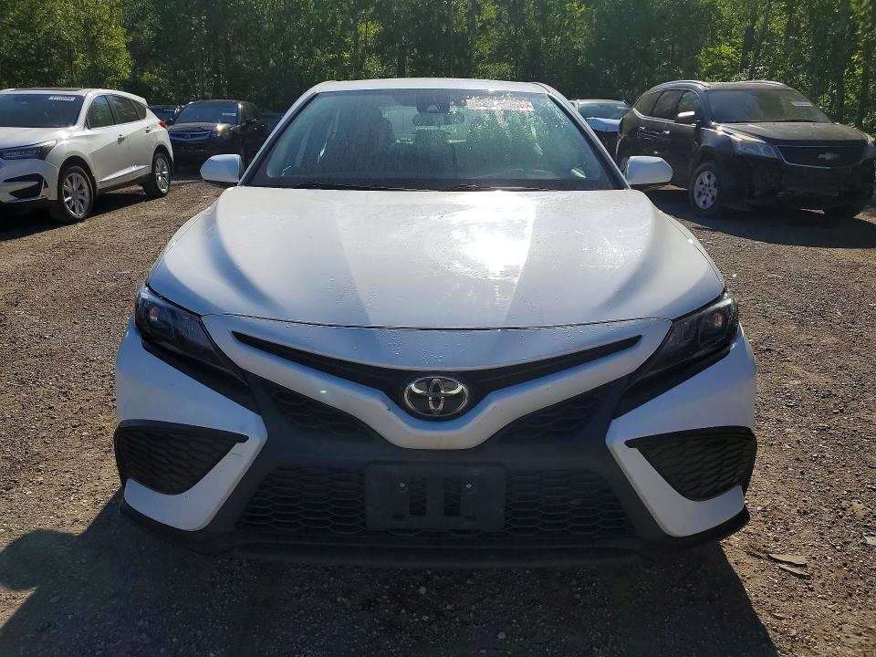 2022 Toyota Camry მანქანა იყიდება აუქციონზე, vin: 4T1G11AK3NU061825, აუქციონის ნომერი: 62663056