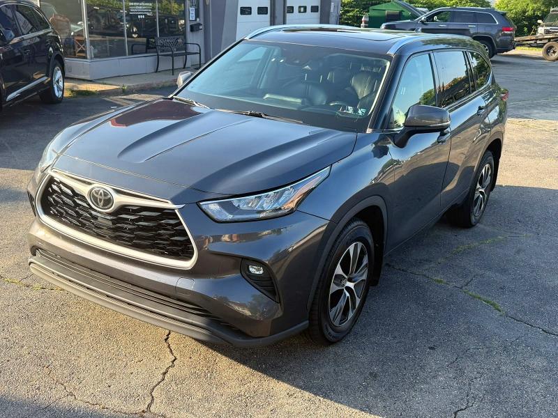 Продажа на аукционе авто 2020 Toyota Highlander, vin: 5TDHZRBH6LS010646, номер лота: 60928286