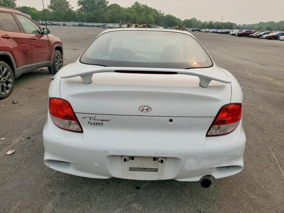 61333366 :رقم المزاد ، KMHJG25F9YU217491 vin ، 2000 Hyundai Tiburon مزاد بيع