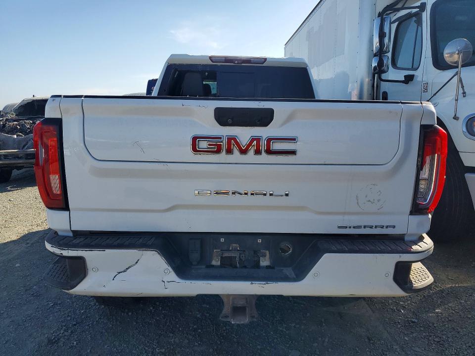 62877186 :رقم المزاد ، 1GT49REY1LF105657 vin ، 2020 Gmc Sierra مزاد بيع
