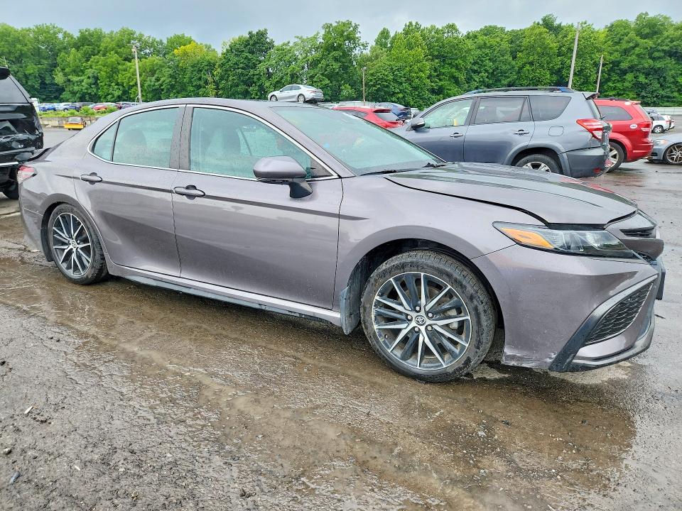 Продажа на аукционе авто 2022 Toyota Camry, vin: 4T1T11BK4NU067811, номер лота: 61876256