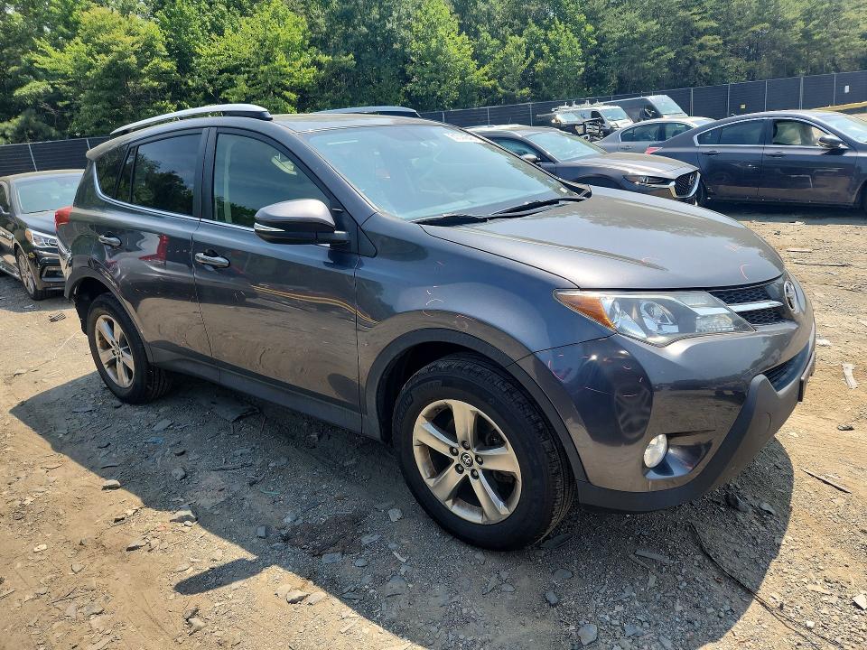 Продаж на аукціоні авто 2015 Toyota Rav4, vin: JTMRFREV2FD132399, номер лоту: 61044646