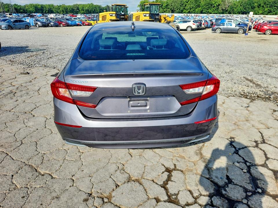 Aukcja sprzedaży 2018 Honda Accord, vin: 1HGCV1F54JA005058, numer aukcji: 61249626
