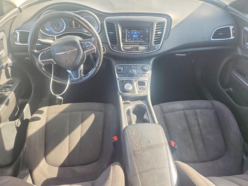 61946456 :رقم المزاد ، 1C3CCCABXFN686487 vin ، 2015 Chrysler 200 مزاد بيع
