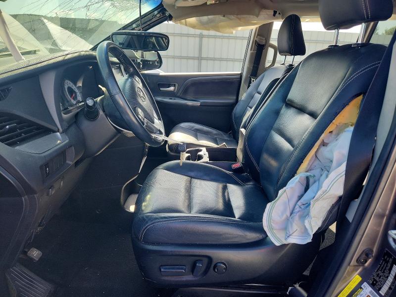 63499136 :رقم المزاد ، 5TDXK3DC3GS732080 vin ، 2016 Toyota Sienna مزاد بيع
