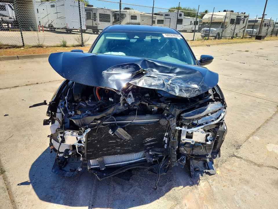 60524876 :رقم المزاد ، 19XZE4F58NE017582 vin ، 2022 Honda Insight مزاد بيع