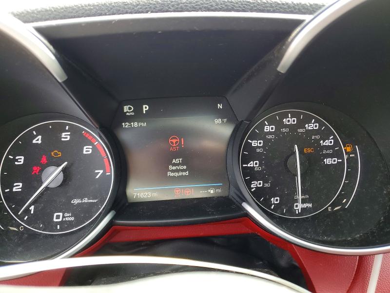 60396566 :رقم المزاد ، ZARFAEDN4J7597226 vin ، 2018 Alfa Romeo Giulia مزاد بيع