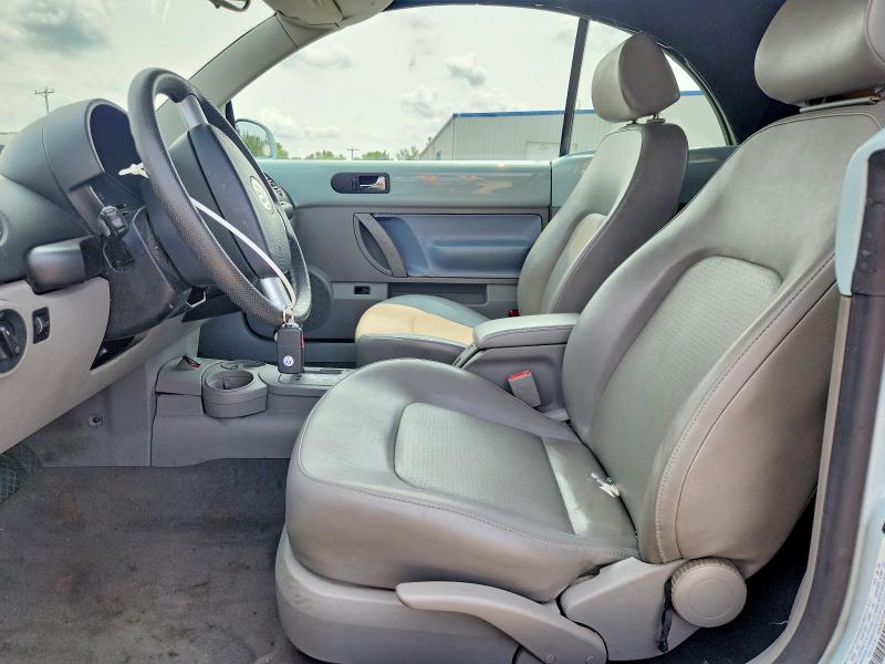 2004 Volkswagen New Beetle მანქანა იყიდება აუქციონზე, vin: 3VWCM31Y64M352698, აუქციონის ნომერი: 62739766