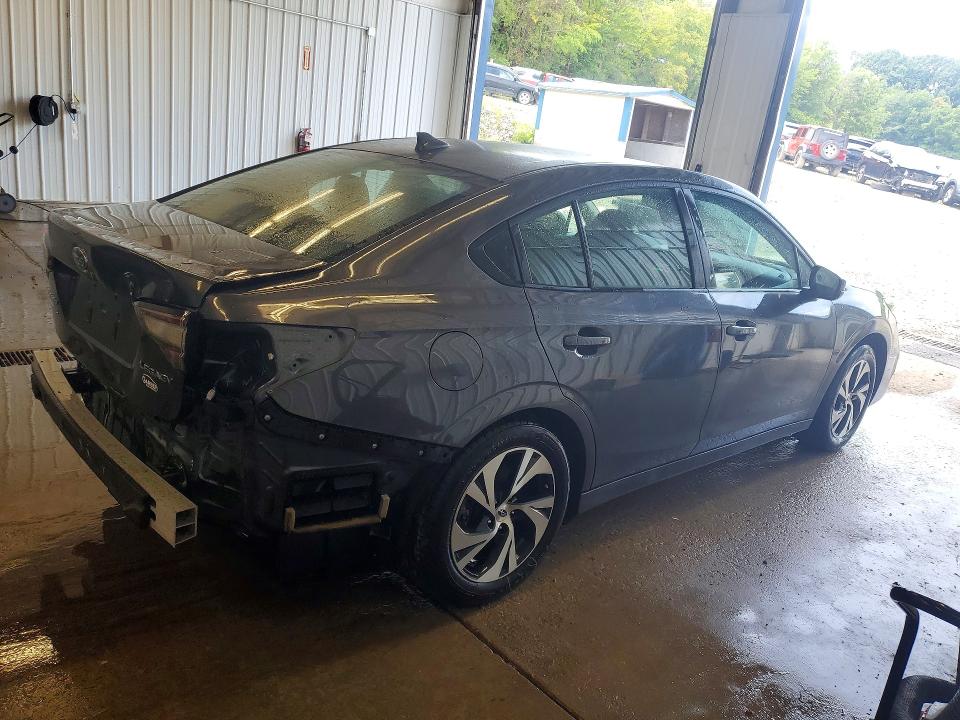 2025 Subaru Legacy მანქანა იყიდება აუქციონზე, vin: 4S3BWAB66S3014808, აუქციონის ნომერი: 61530726