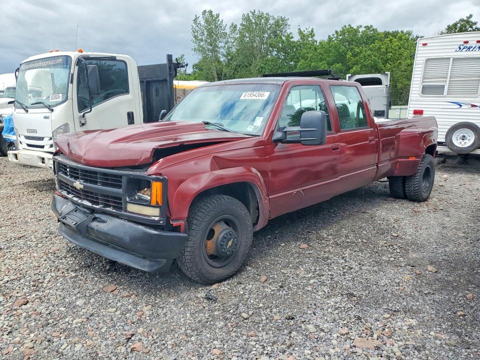 Auction sale of the 1998 Chevrolet Gmt-400, vin: 1GCGC33R4WF052657, lot number: 61954366
