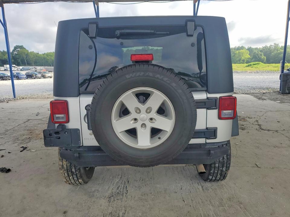 61356056 :رقم المزاد ، 1J4AA5D17BL541401 vin ، 2011 Jeep Wrangler مزاد بيع
