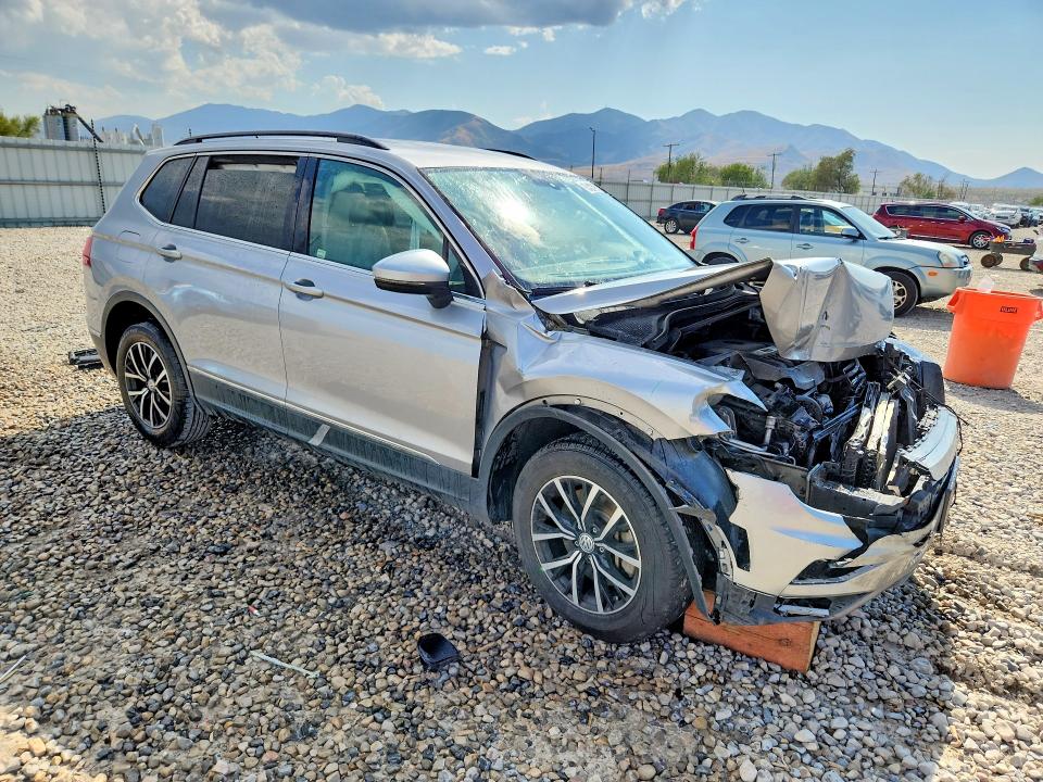 2021 Volkswagen Tiguan მანქანა იყიდება აუქციონზე, vin: 3VV2B7AX8MM003739, აუქციონის ნომერი: 63423126