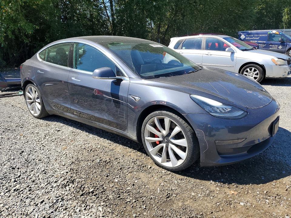 Продаж на аукціоні авто 2019 Tesla Model 3, vin: 5YJ3E1EB4KF469613, номер лоту: 62823036