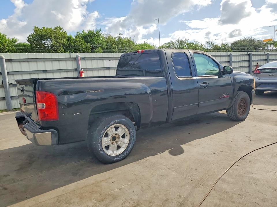 Продаж на аукціоні авто 2008 Chevrolet Silverado, vin: 2GCEC19J781238054, номер лоту: 62303646