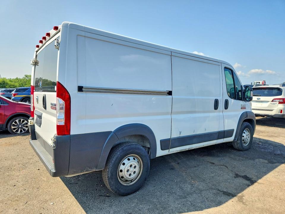 62261786 :رقم المزاد ، 3C6TRVAG5GE129940 vin ، 2016 Ram Promaster 1500 مزاد بيع