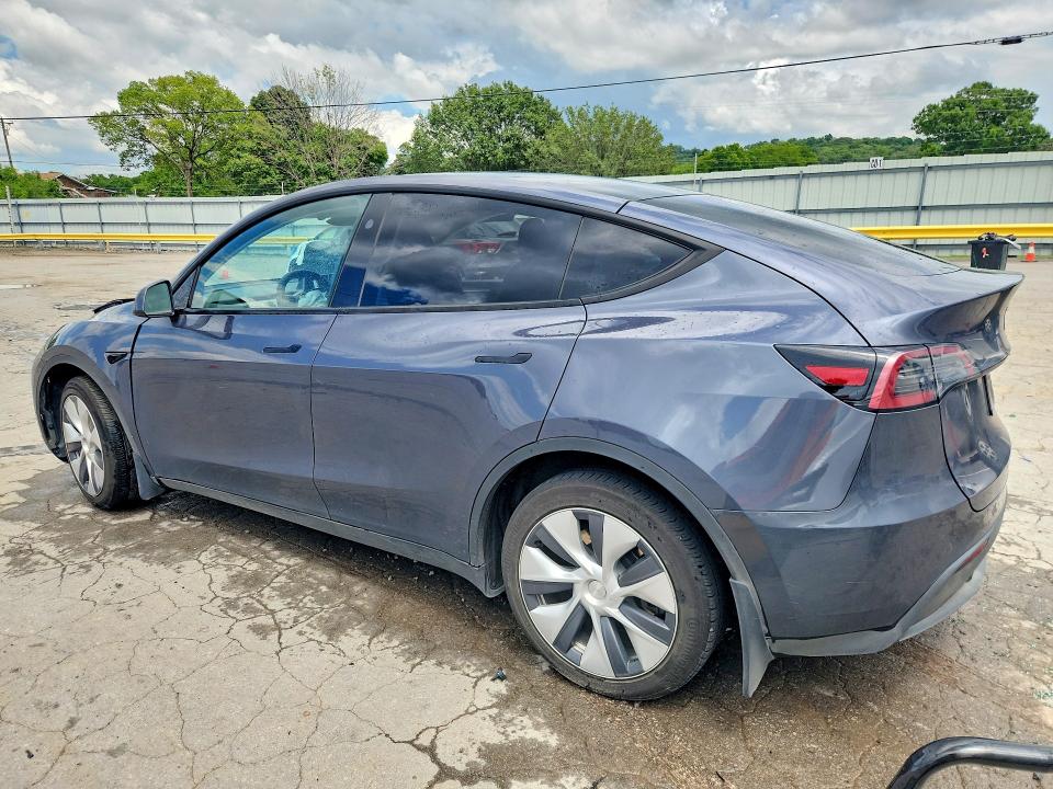 Продажа на аукционе авто 2023 Tesla Model Y, vin: 7SAYGAEE6PF860900, номер лота: 61136016