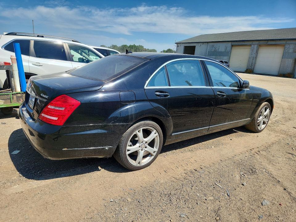 59001896 :رقم المزاد ، WDDNG9EB4DA507117 vin ، 2013 Mercedes-benz S مزاد بيع