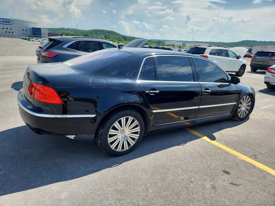 2005 Volkswagen Phaeton მანქანა იყიდება აუქციონზე, vin: WVWAF03DX58004583, აუქციონის ნომერი: 61171546