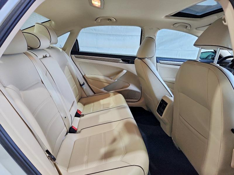 Продажа на аукционе авто 2017 Volkswagen Passat, vin: 1VWGT7A35HC009372, номер лота: 59868226