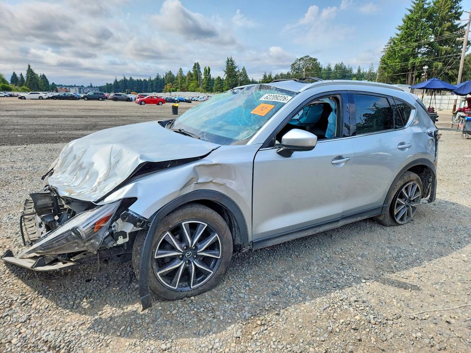 Продаж на аукціоні авто 2018 Mazda Cx-5, vin: JM3KFBDM7J0368121, номер лоту: 62209226