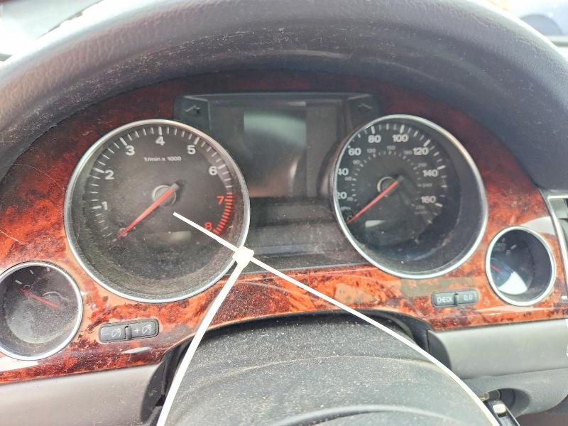 61958156 :رقم المزاد ، WAUML44E64N016232 vin ، 2004 Audi A8 مزاد بيع