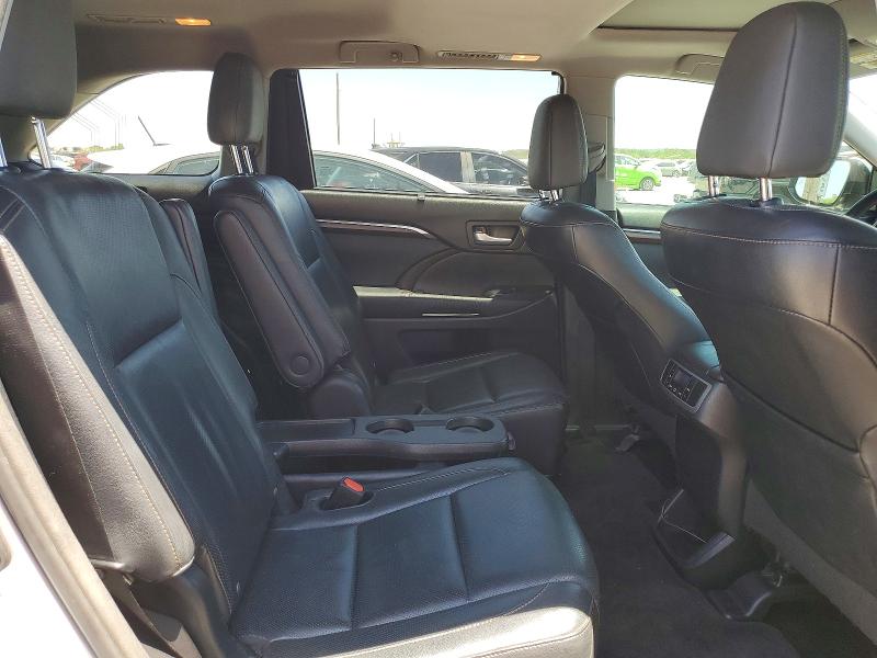 2014 Toyota Highlander მანქანა იყიდება აუქციონზე, vin: 5TDYKRFH6ES012155, აუქციონის ნომერი: 62711616