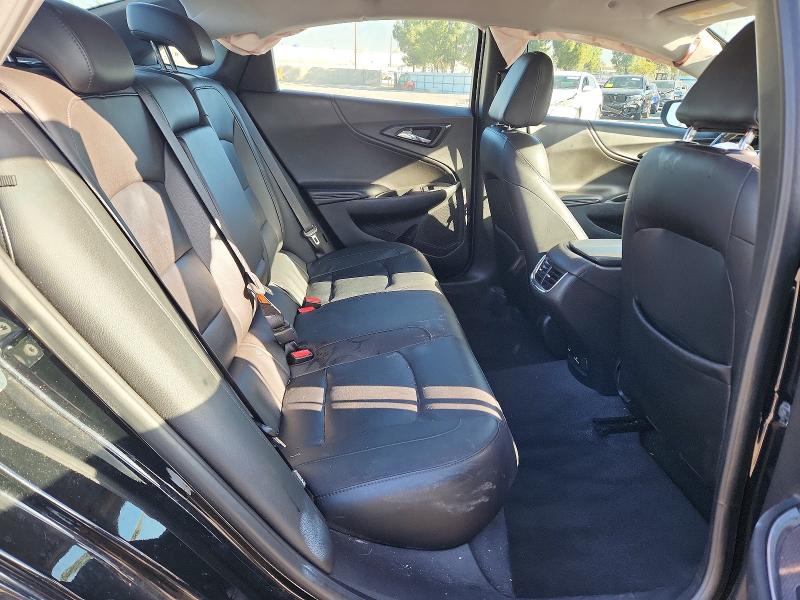 60552366 :رقم المزاد ، 1G1ZD5STXJF132514 vin ، 2018 Chevrolet Malibu مزاد بيع