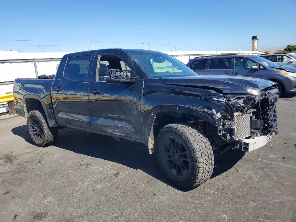 59911666 :رقم المزاد ، 5TFWA5DB8SX299859 vin ، 2025 Toyota Tundra مزاد بيع