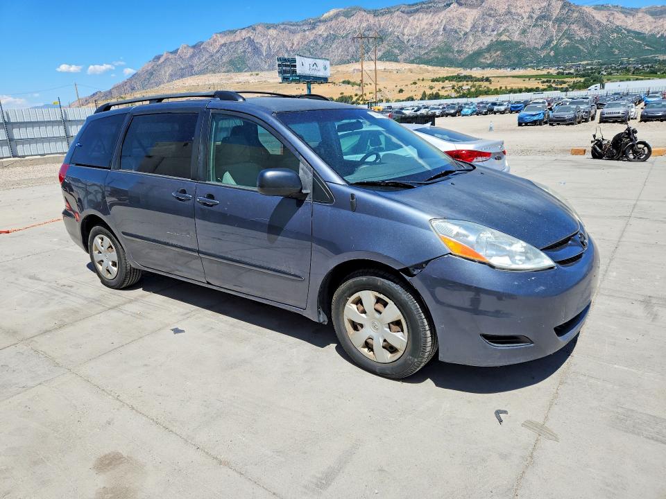 Aukcja sprzedaży 2010 Toyota Sienna, vin: 5TDKK4CC3AS323280, numer aukcji: 60849426