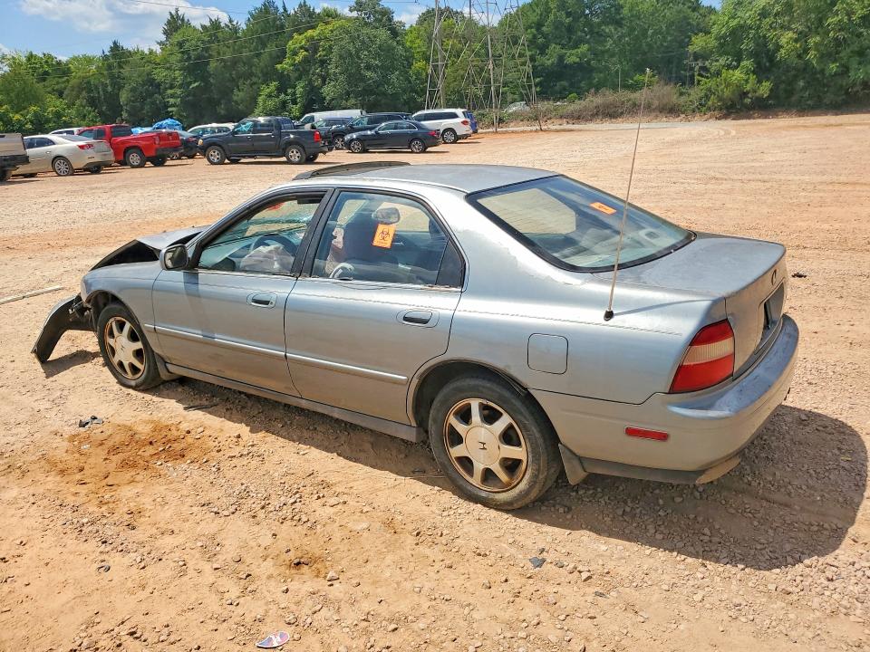1994 Honda Accord მანქანა იყიდება აუქციონზე, vin: 1HGCD5650RA154413, აუქციონის ნომერი: 60479016