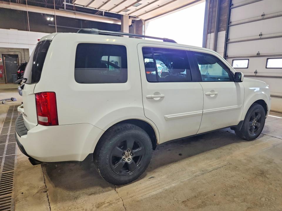 62040586 :رقم المزاد ، 5FNYF48639B039357 vin ، 2009 Honda Pilot مزاد بيع
