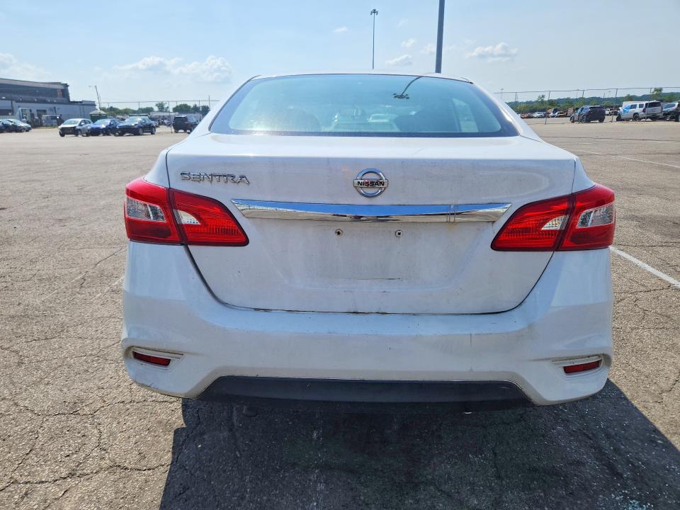 61716916 :رقم المزاد ، 3N1AB7AP5HY373350 vin ، 2017 Nissan Sentra مزاد بيع