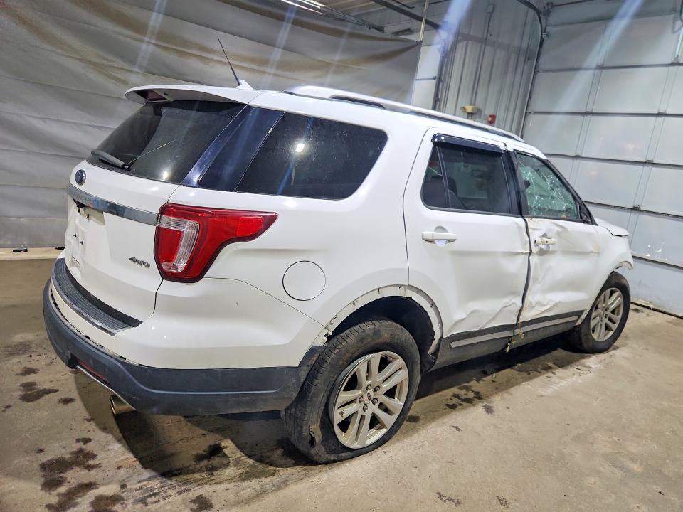 59828826 :رقم المزاد ، 1FM5K8D81JGC10982 vin ، 2018 Ford Explorer مزاد بيع