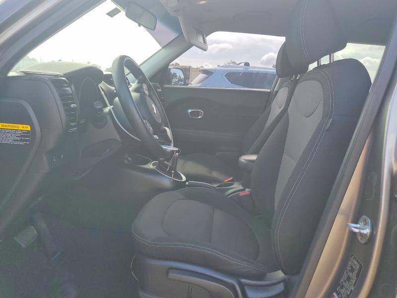 Продаж на аукціоні авто 2018 Kia Soul, vin: KNDJP3A54J7544716, номер лоту: 60571176
